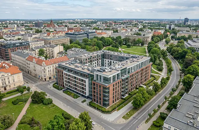 Zdjęcia z drona • miniatura oferty Najem w Kadrze